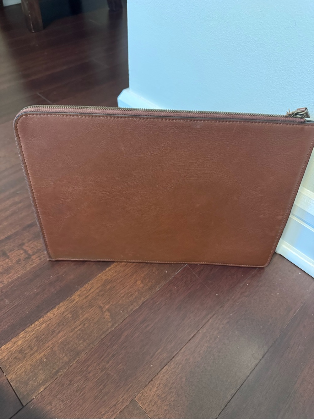 Tecovas Brown Leather Laptop/Portfolio Sleeve - Picture 7 of 7